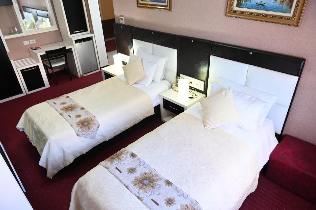 Hotel Liss Lezhë Eksteriør billede